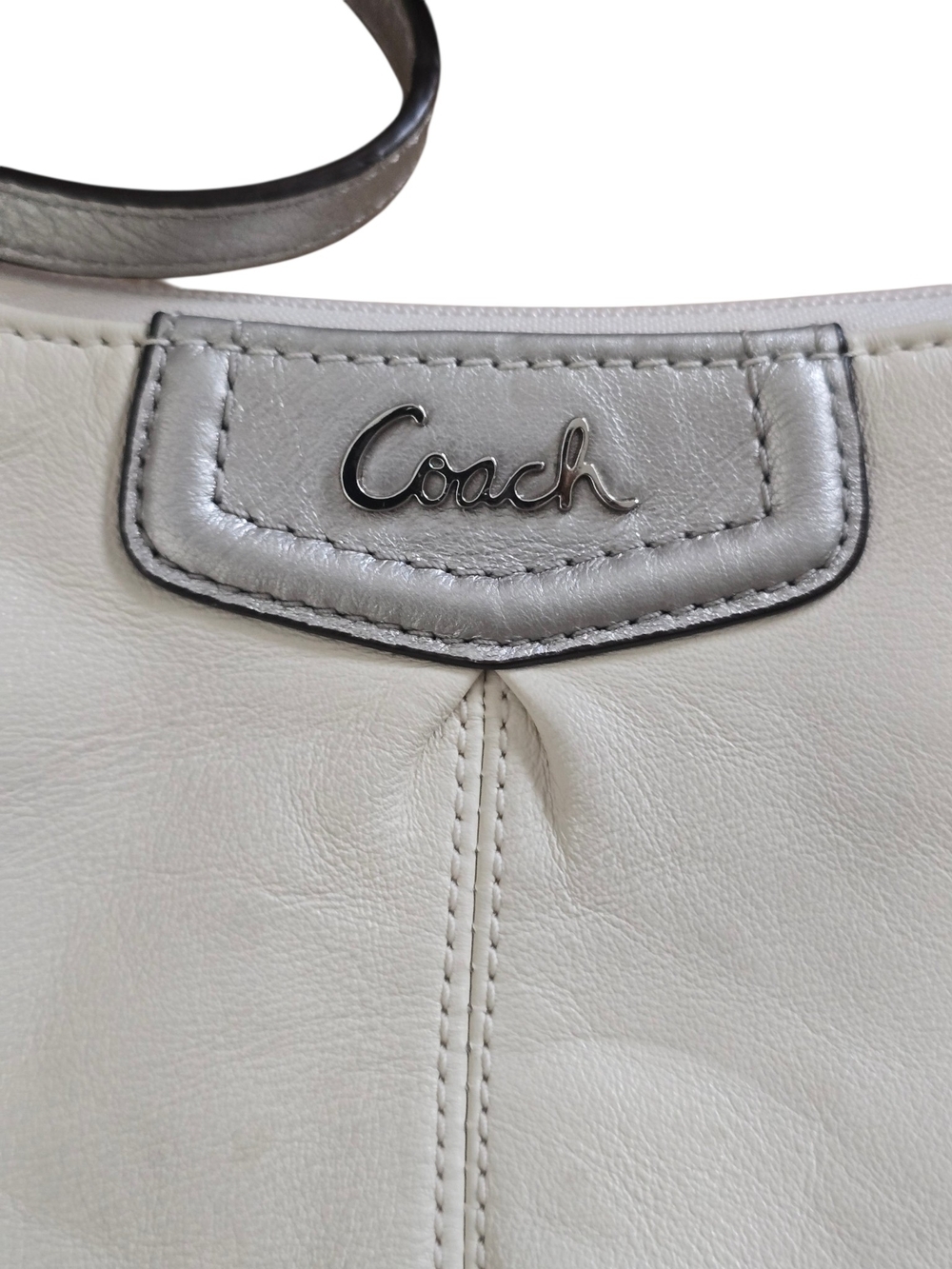 Coach Ashley Leather Hobo Crossbody Bag in Cream And Metallic Silver - Picture 4 of 6